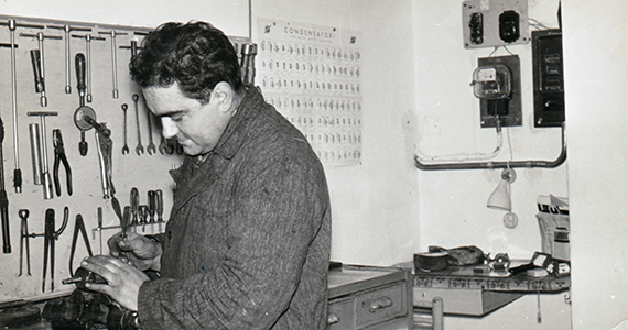 Mario Pappalardo al lavoro (1963)